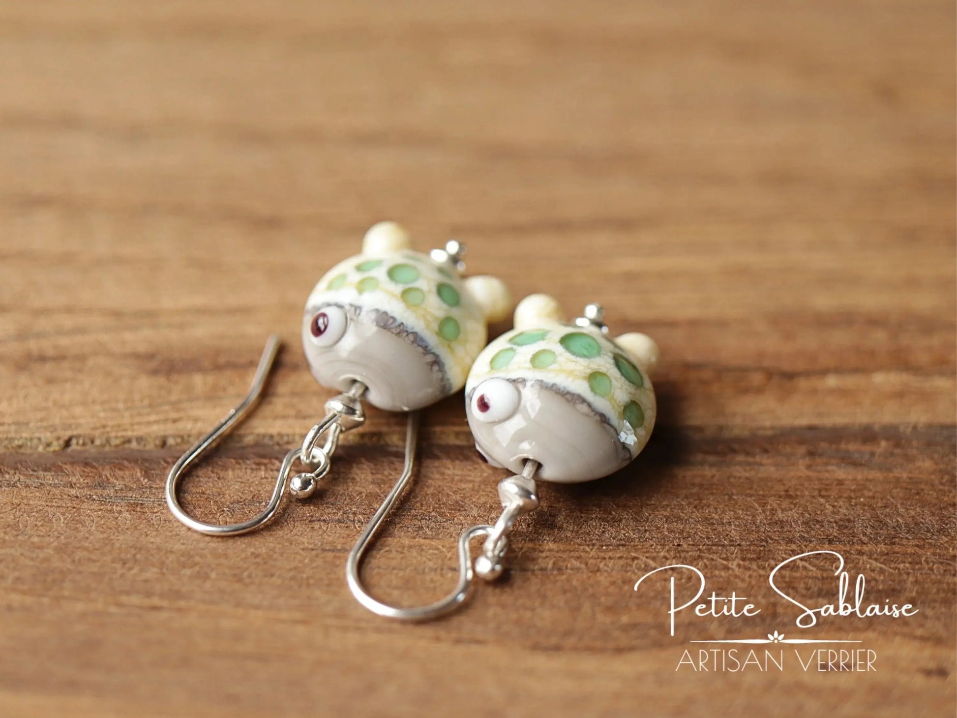 Boucles d'oreilles Fantaisies Petits Poissons ivoires - Petite Sablaise