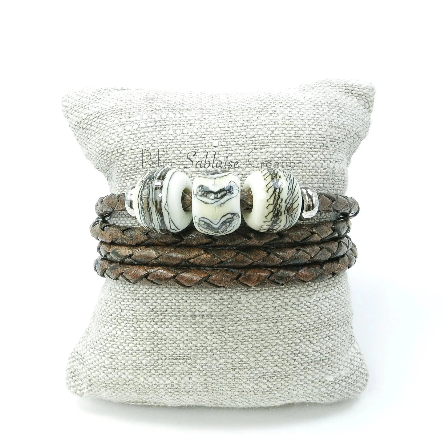 Bracelet Unisexe en cuir tressé brun Artisanal - Petite Sablaise