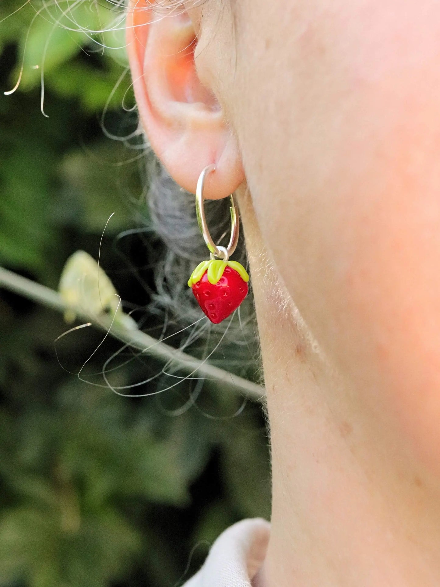 Créoles Fraise en Argent Massif et en Verre de Murano 🍓 Petite Sablaise