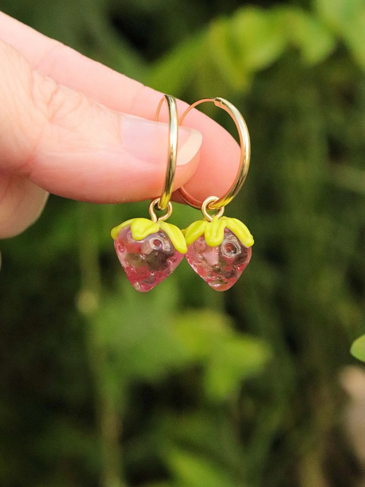 Créoles Fraise rose en Argent Massif plaqué Or 🍓 Petite Sablaise