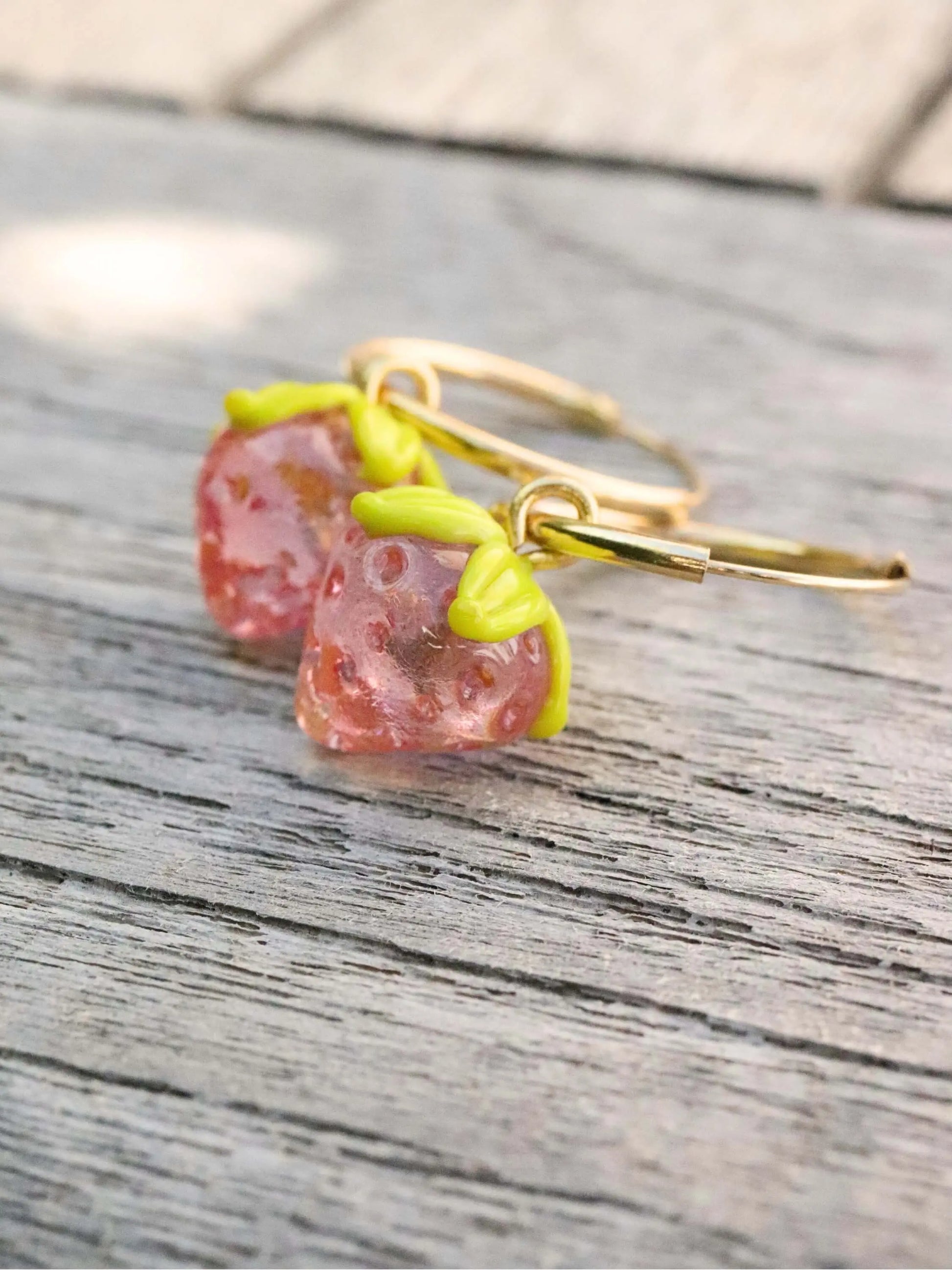 Créoles Fraise rose en Argent Massif plaqué Or 🍓 Petite Sablaise