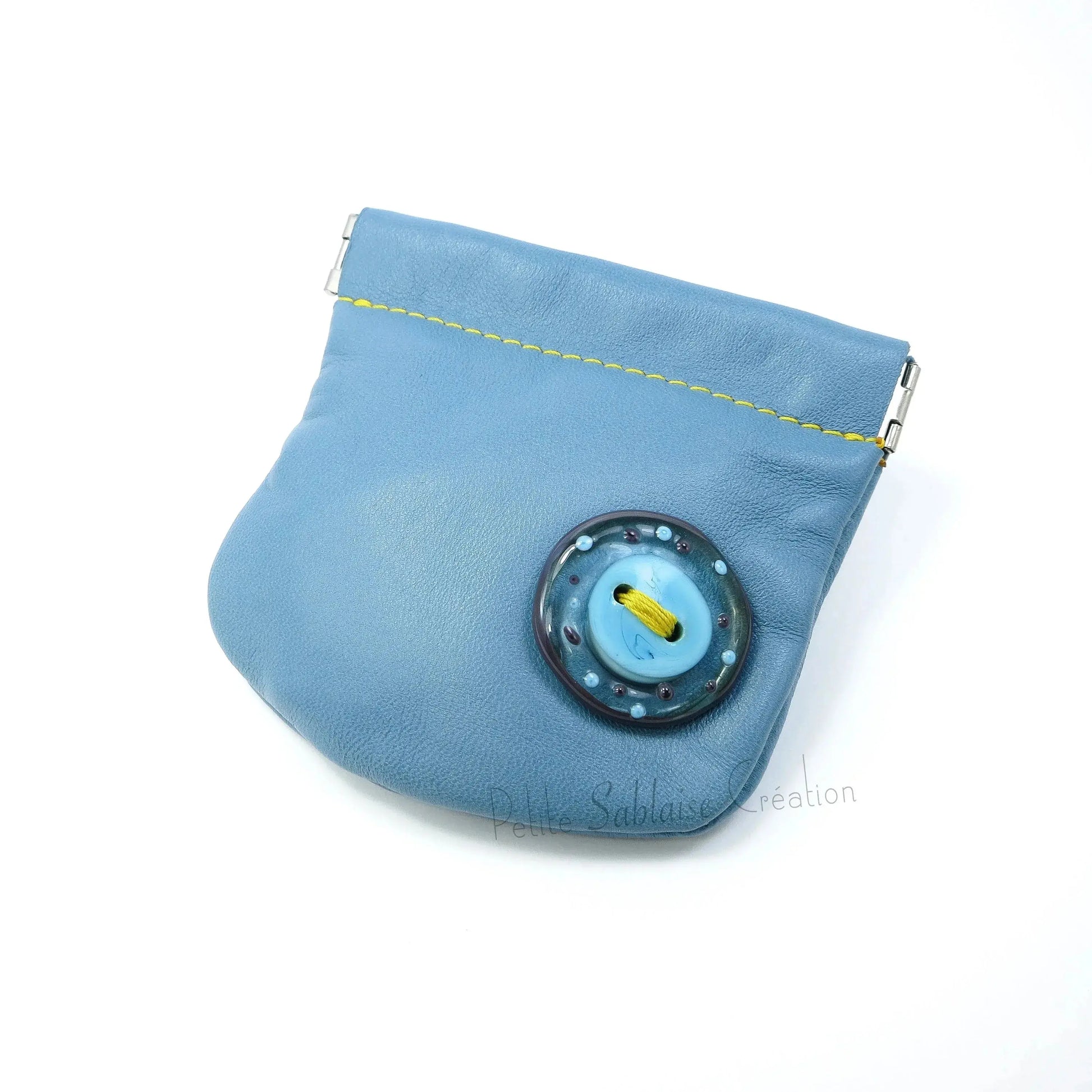 Porte-monnaie Artisanal Clic Clac en cuir bleu - Petite Sablaise