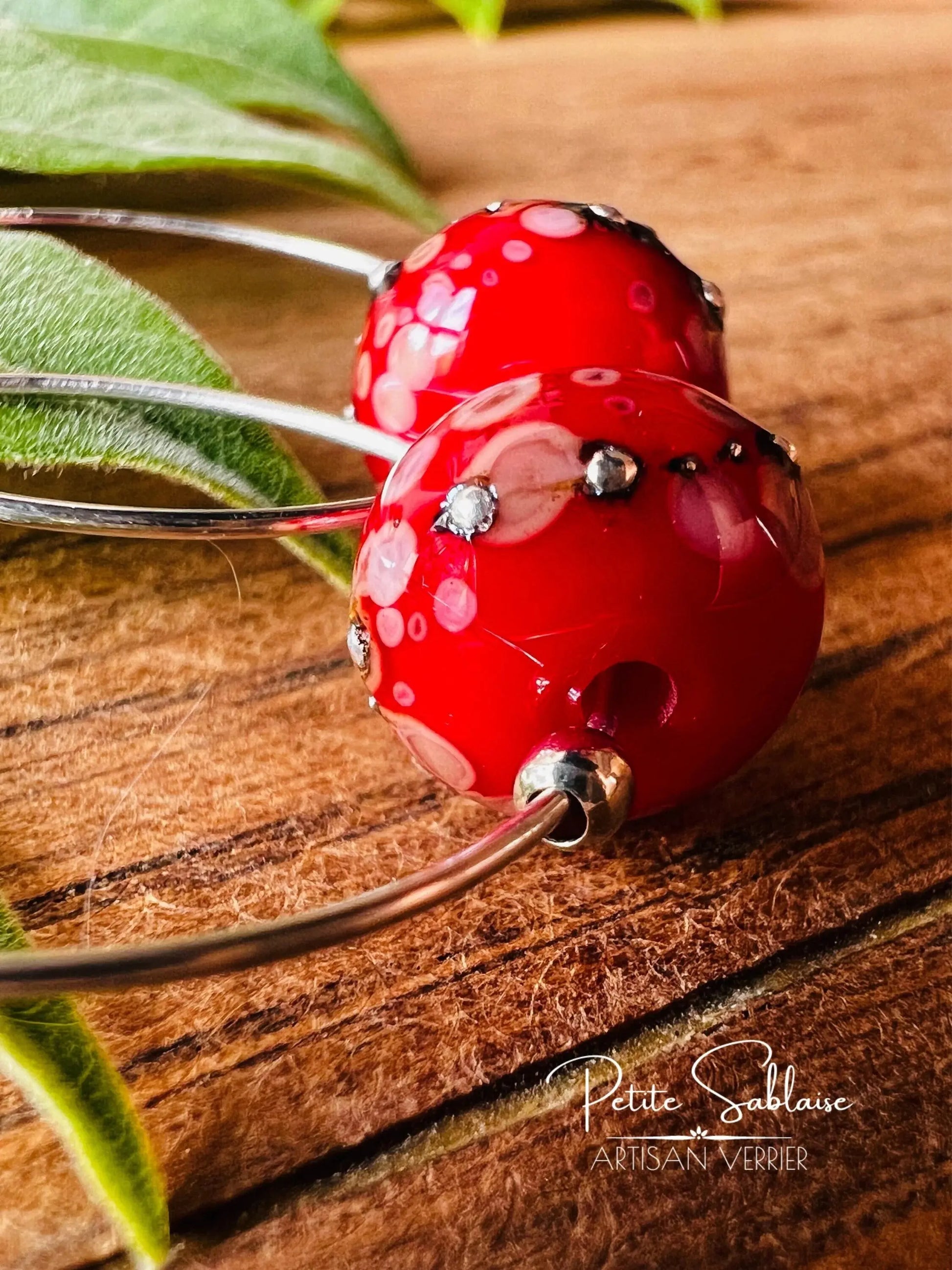 Boucles d'oreilles Créoles Artisanales Rouges - Petite Sablaise