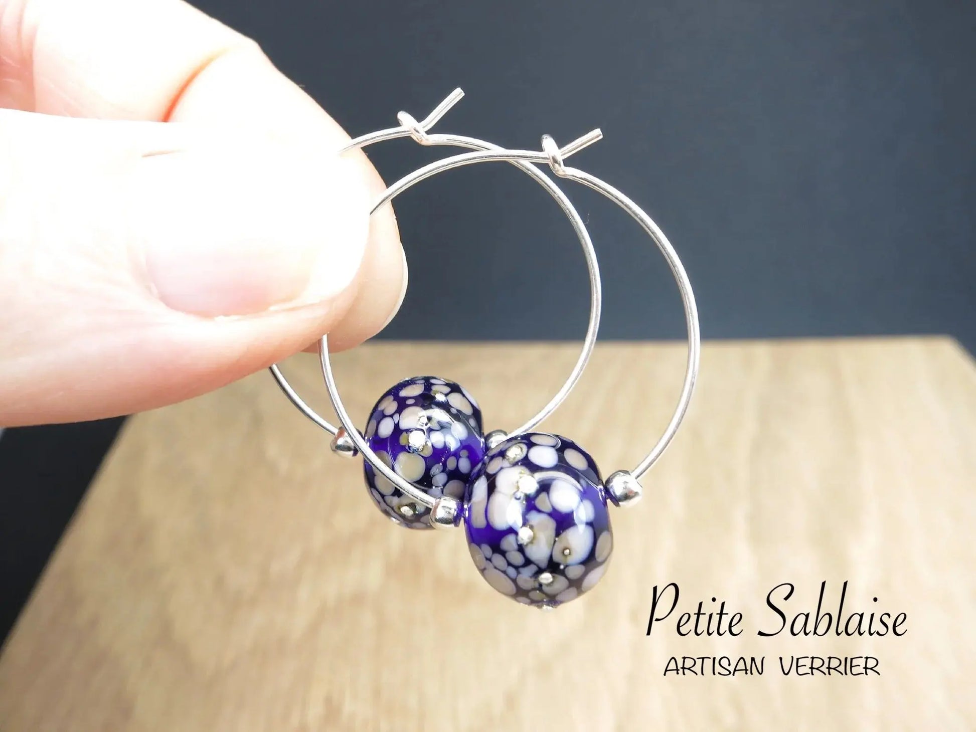 Boucles d'oreilles Créoles Artisanales "Améthyste violette" en Argent - Petite Sablaise