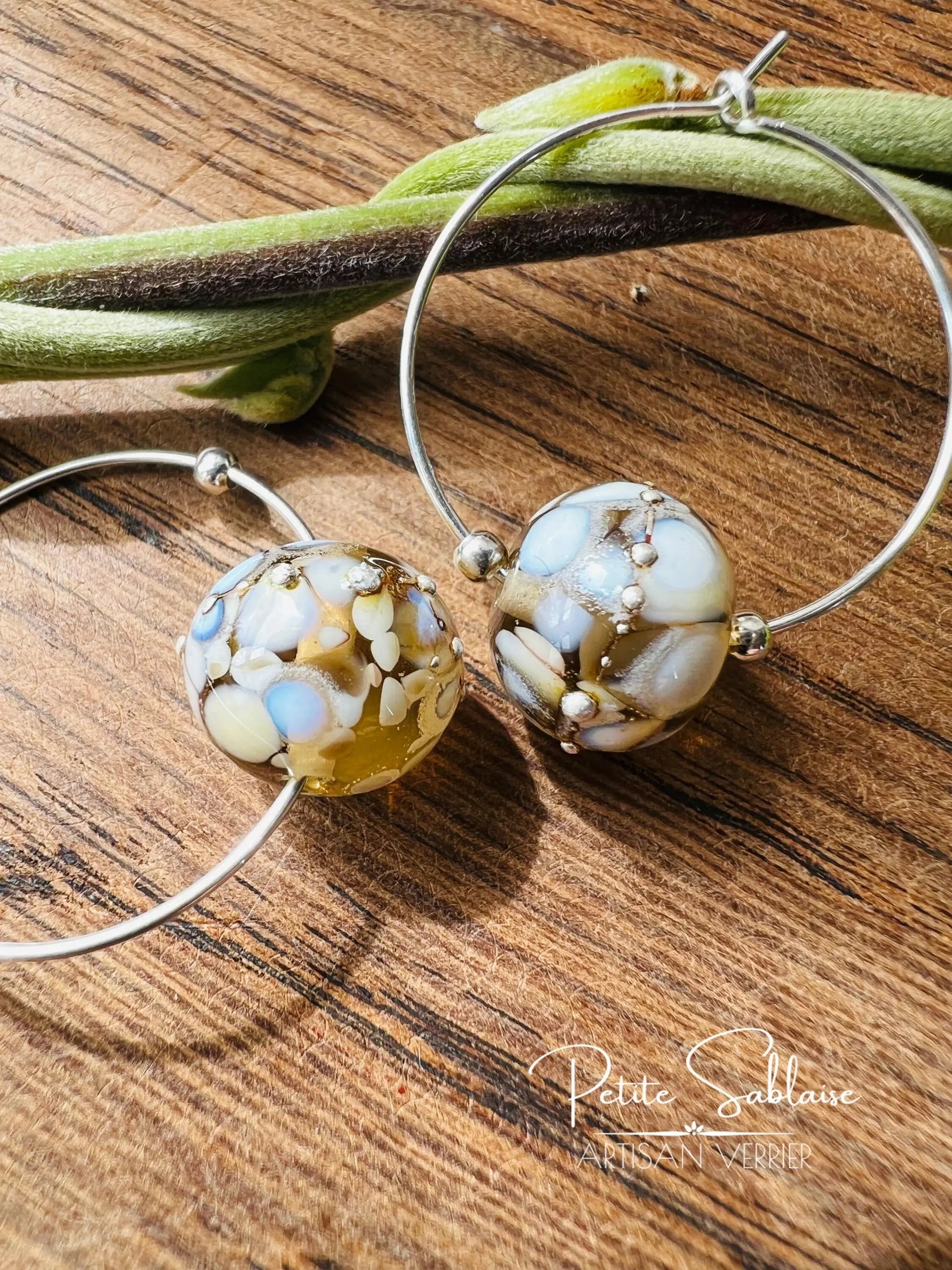 Boucles d'oreilles Créoles Artisanales "Champagne doré" - Petite Sablaise