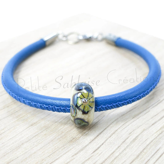 Bracelet Artisanal Fantaisie en cuir Nappa bleu - Petite Sablaise