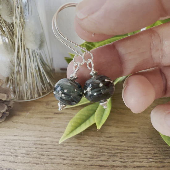 Vidéo boucles d'oreilles Artisanales en Argent