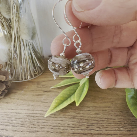 Vidéo Boucles d'Oreilles Artisanales "Ecume de Mer" en Argent