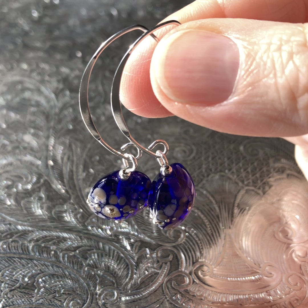 Vidéo Boucles d'oreilles Artisanales en Argent Violette