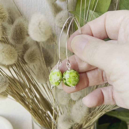 Vidéo Boucles d'oreilles Artisanales longues "Jardin Anglais"